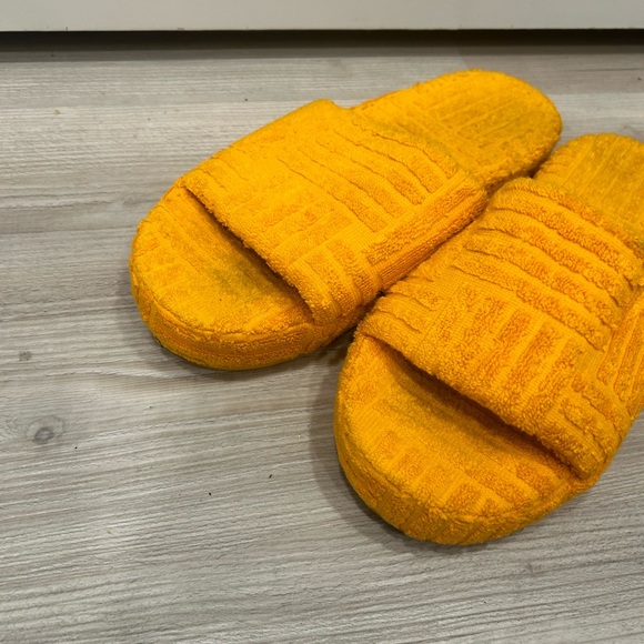 BOTTEGA VENETA Restort Orange Slides 10 11 44 - Picture 3 of 10